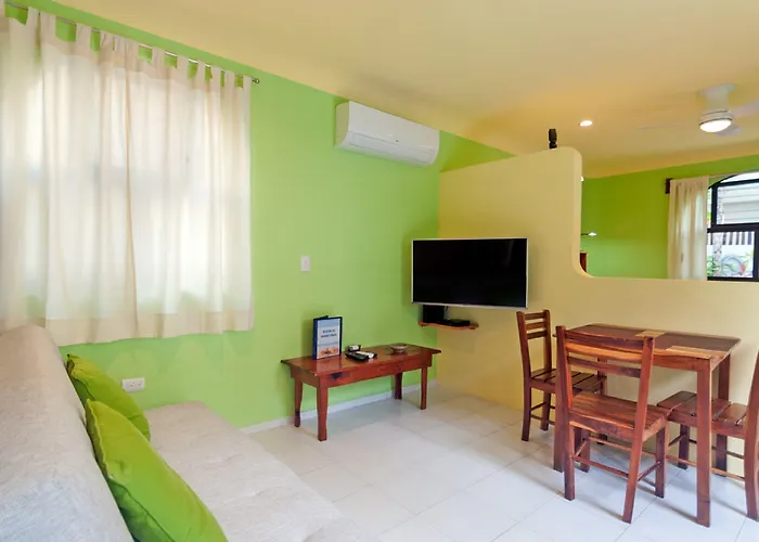 Casa Sonoma - Charming Minutes From & Reef Appartement Puerto Morelos