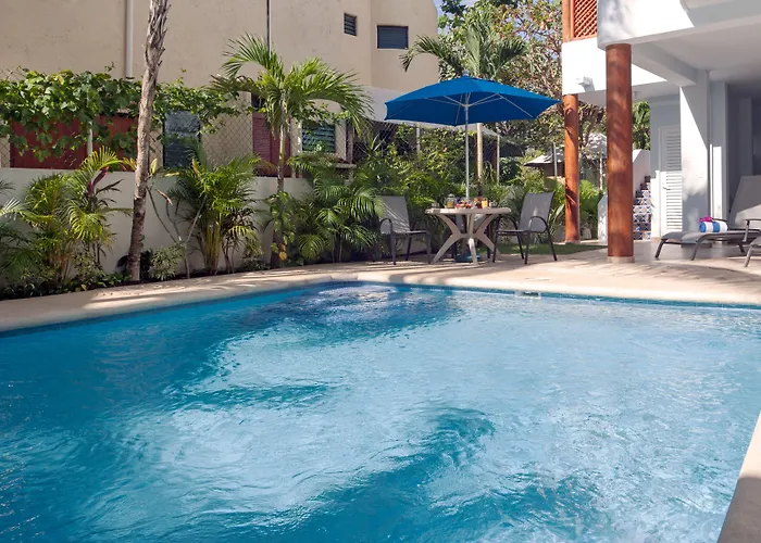 Casa Sonoma - Charming Minutes From & Reef Puerto Morelos